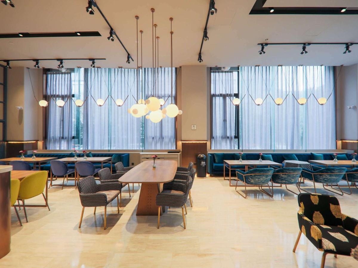 Ibis Styles Shanghai New Hongqiao Hotel Exterior foto